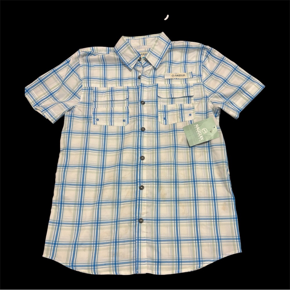 Magellan Outdoors White and Blue Plaid Button Down Shirt